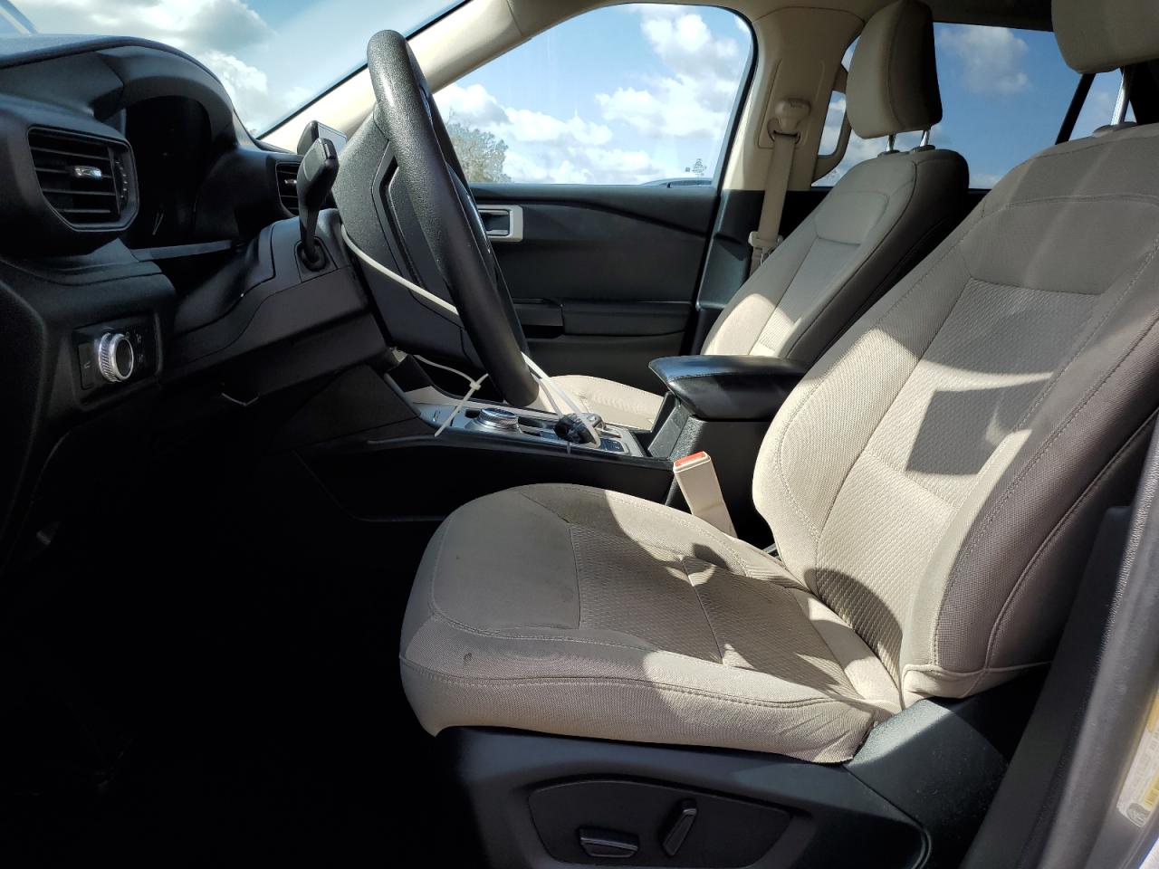 Ford Explorer 2021