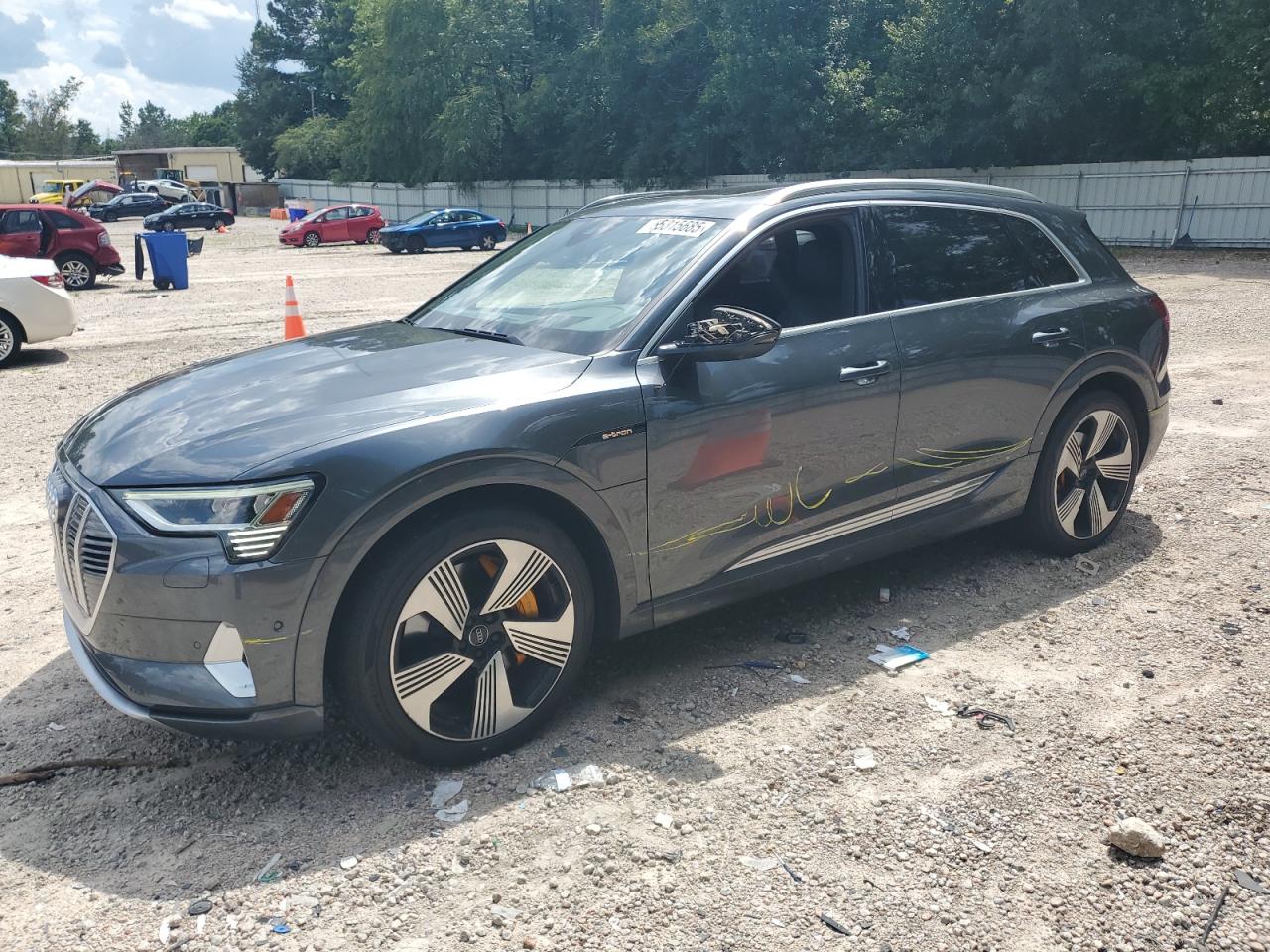 AUDI E-TRON PRESTIGE