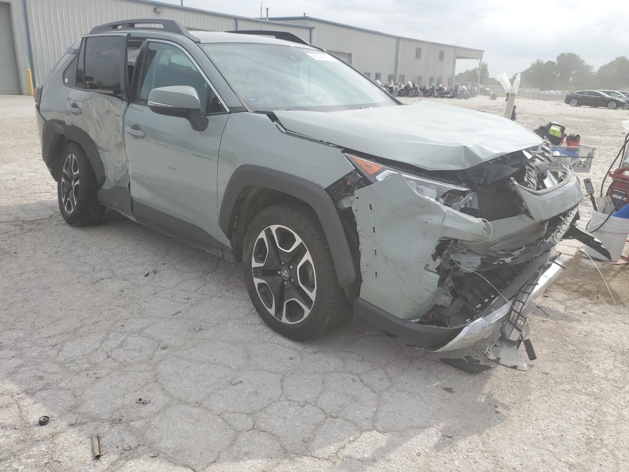 TOYOTA RAV4 ADVENTURE