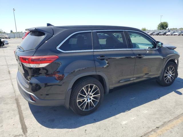 TOYOTA HIGHLANDER 2018 black  gas 5TDJZRFHXJS536495 photo #4