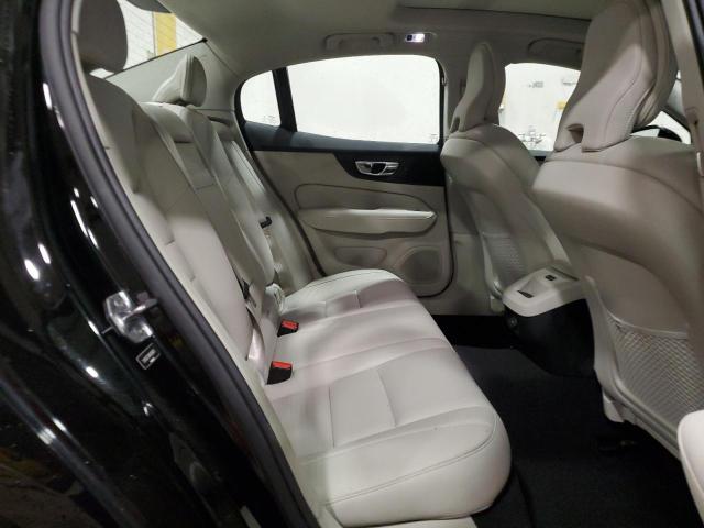 2021 VOLVO S60 T5 MOM 7JR102TZ8MG108875