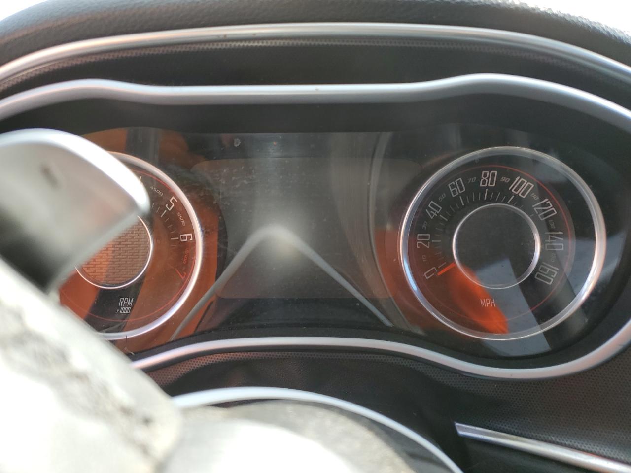 DODGE CHALLENGER SXT PLUS