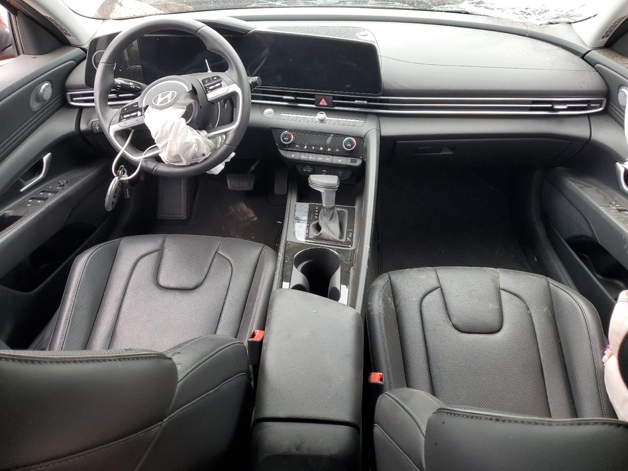 HYUNDAI ELANTRA LIMITED