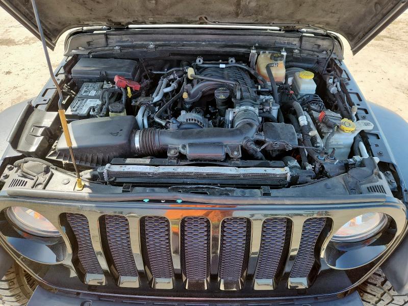 2018 JEEP WRANGLER UNLIMITED SPORT 1C4HJXDG8JW164501