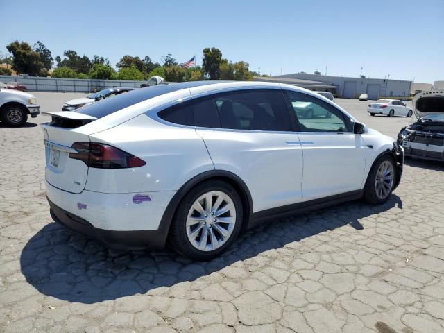 2018 TESLA MODEL X 5YJXCBE22JF136595