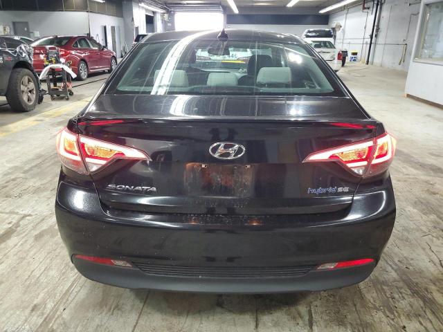 2017 HYUNDAI SONATA HYB KMHE24L11HA055361