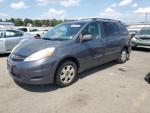 TOYOTA SIENNA CE