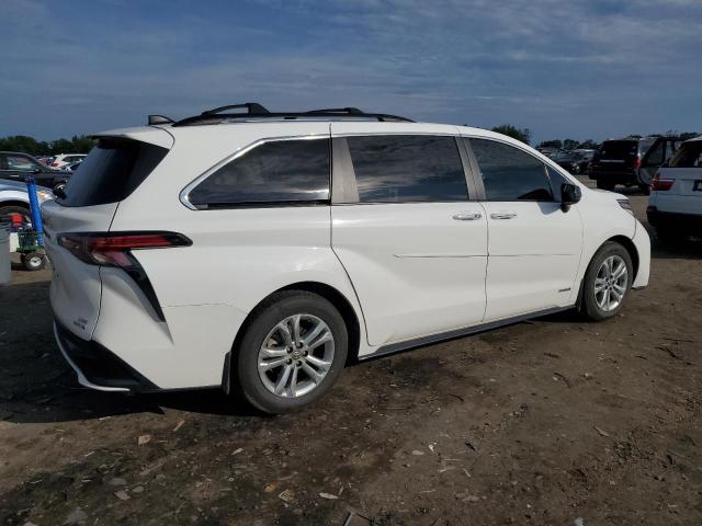 2021 TOYOTA SIENNA XSE 5TDDSKFC0MS035679