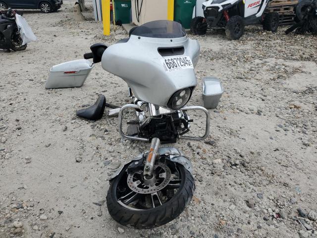 2014 HARLEY-DAVIDSON FLHX STREE - 1HD1KBM13EB610398