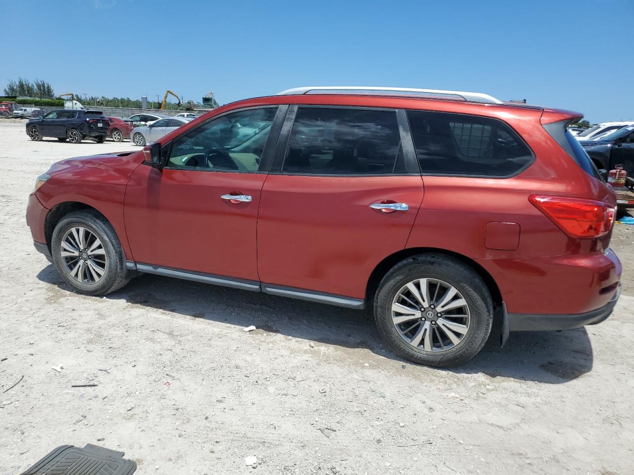 Nissan Pathfinder 2017