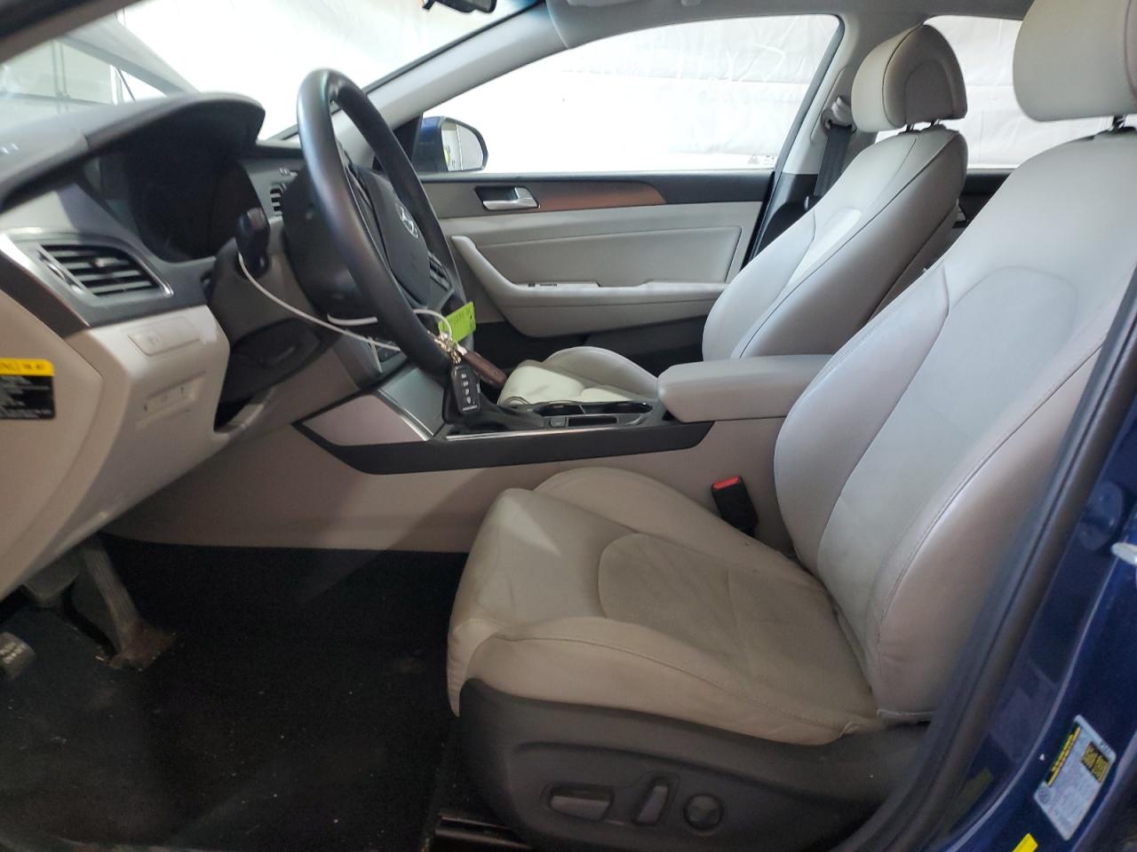 HYUNDAI SONATA SPORT