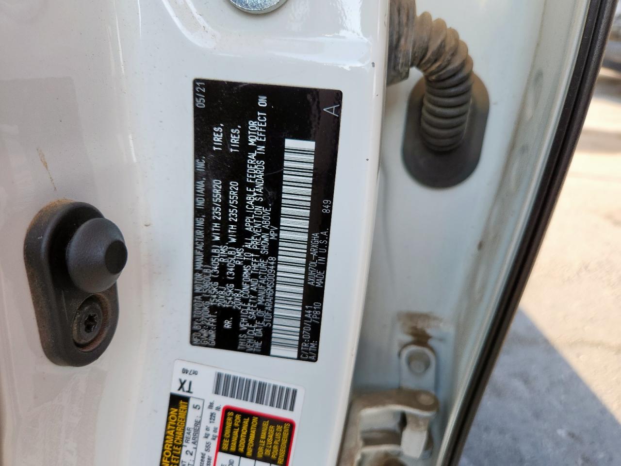 TOYOTA HIGHLANDER HYBRID PLATINUM