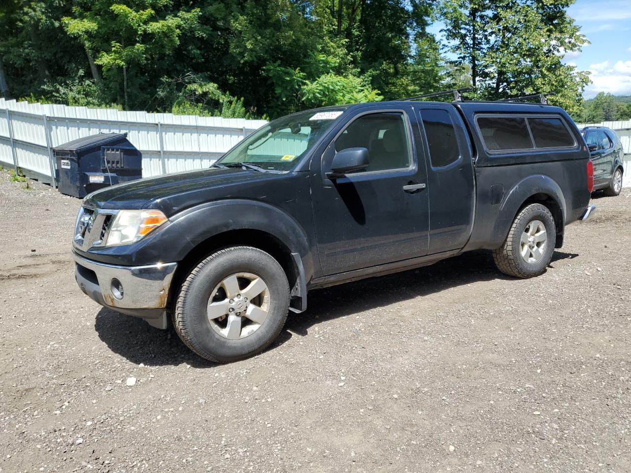 NISSAN FRONTIER SV