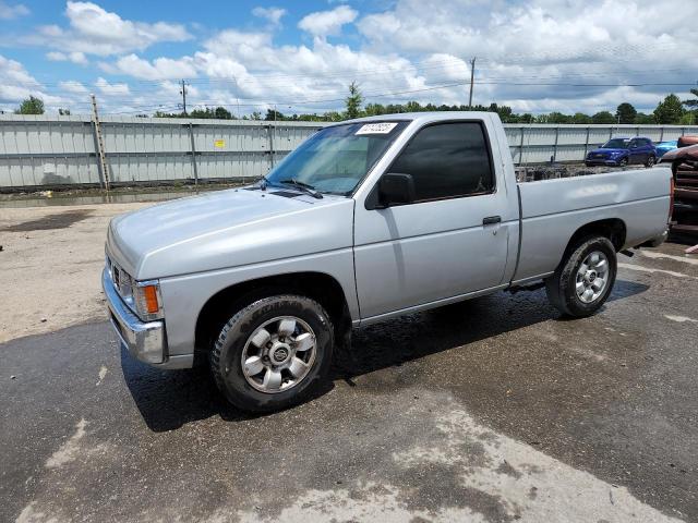 NISSAN TRUCK SHOR