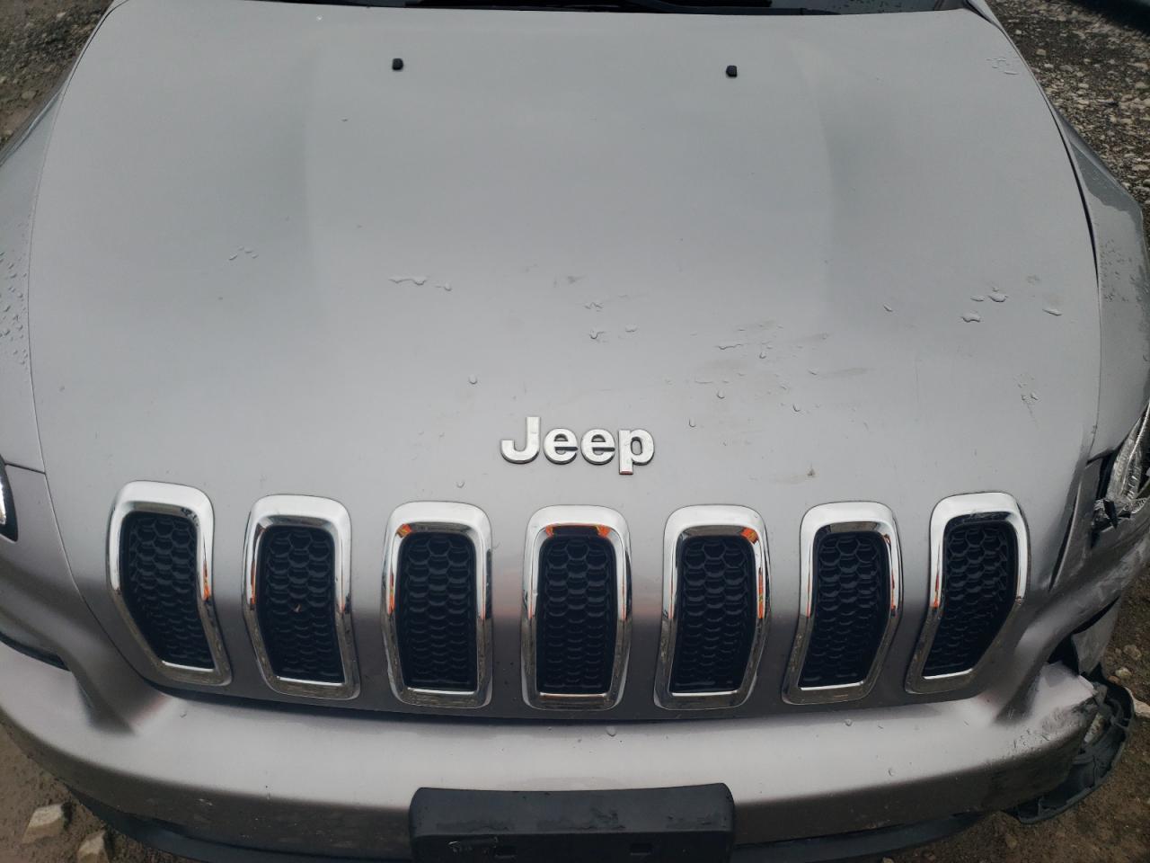 JEEP GRAND CHEROKEE SPORT