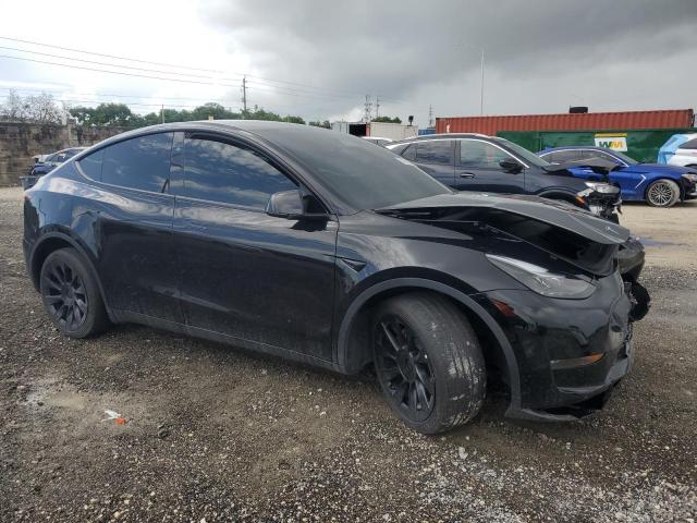 2024 TESLA MODEL Y 7SAYGDEE3RA220967