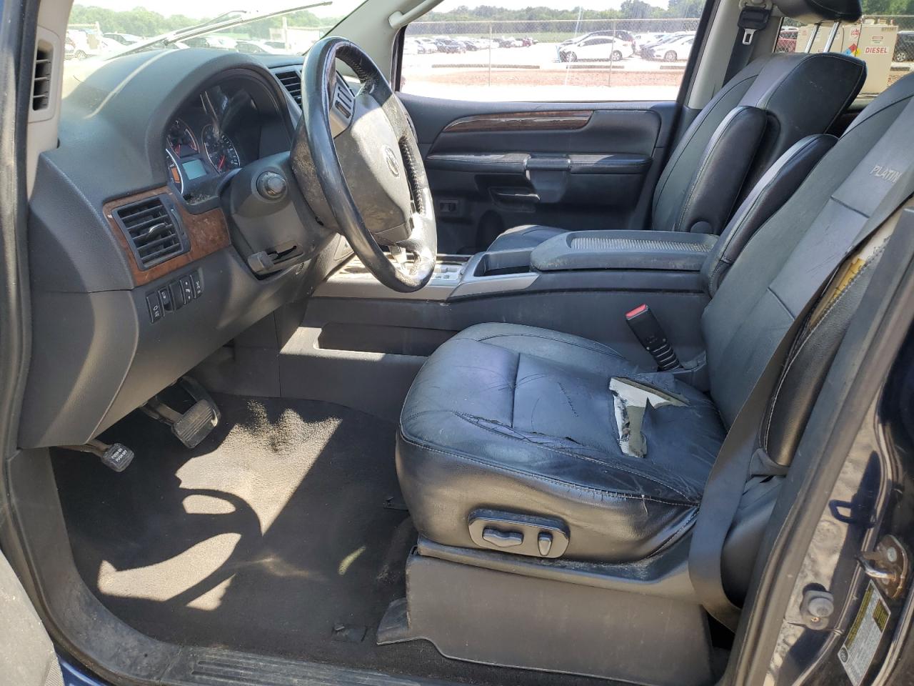 NISSAN ARMADA PLATINUM