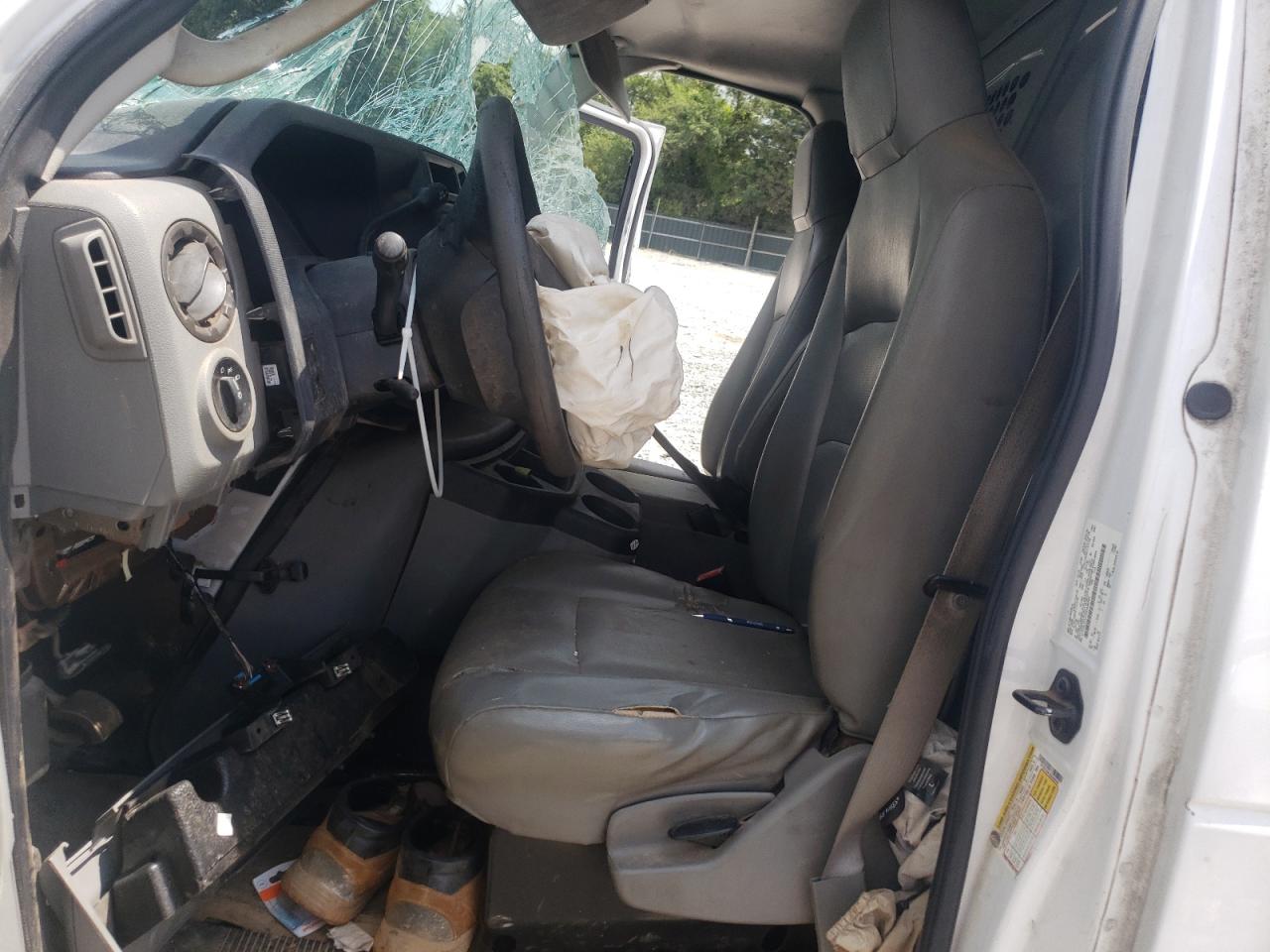 FORD ECONOLINE E150 VAN