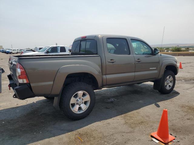 TOYOTA TACOMA DOU 2013 brown  gas 3TMLU4EN3DM106829 photo #4