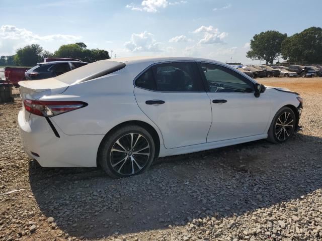 2018 TOYOTA CAMRY L 4T1B11HK1JU551139