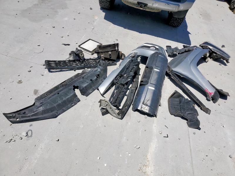 2019 TOYOTA 4RUNNER SR JTEBU5JR9K5734791