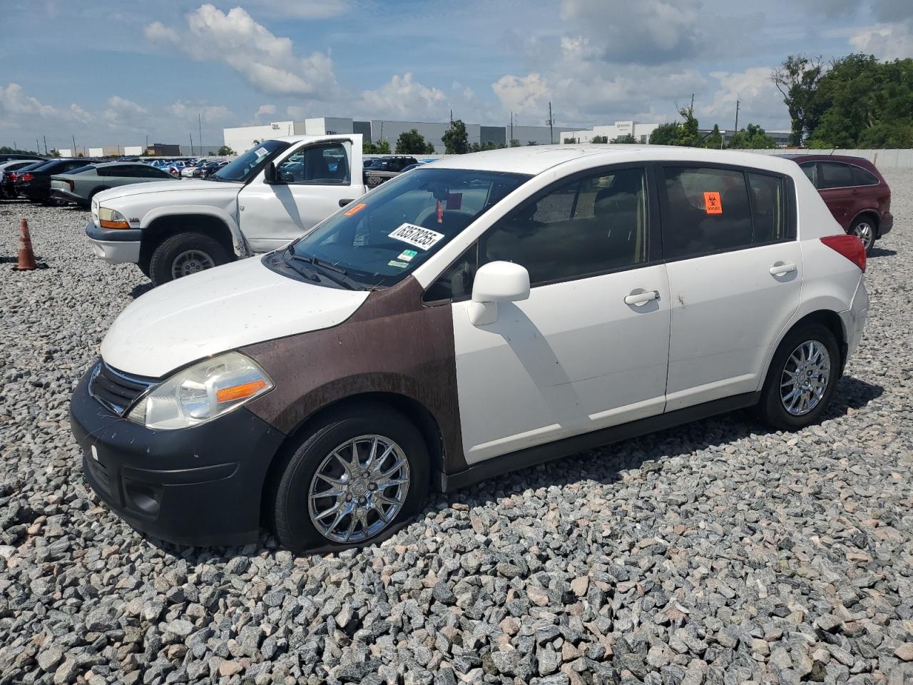 NISSAN VERSA S