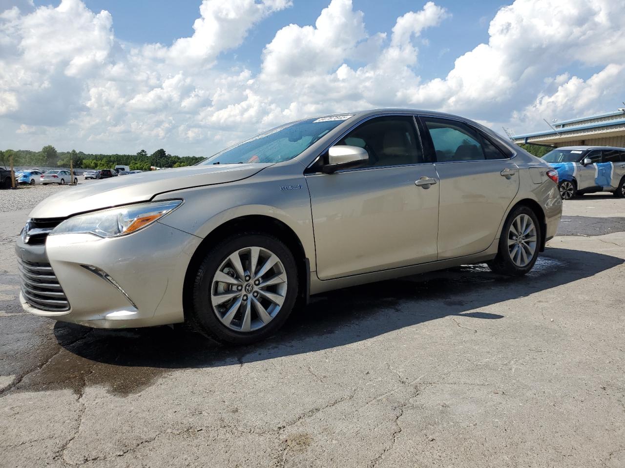 TOYOTA CAMRY HYBRID