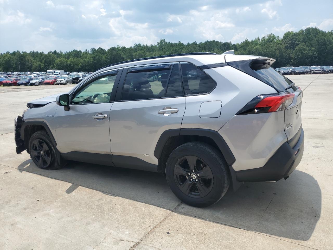 TOYOTA RAV4 XLE