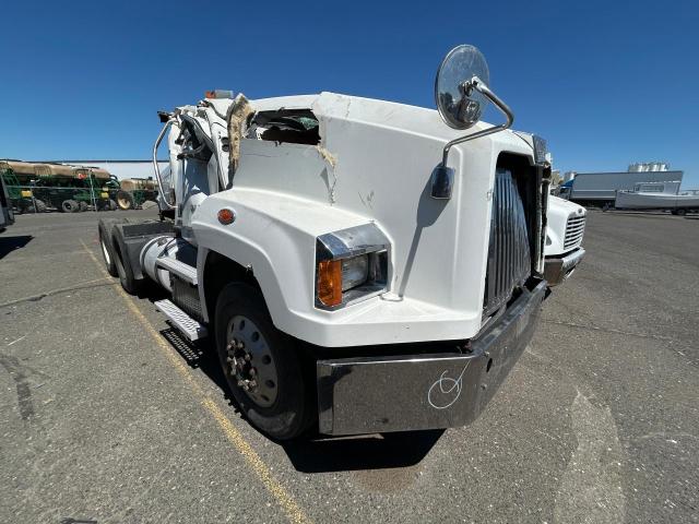 WESTERN STAR/AUTO CAR CONVENTIONAL 4700SB