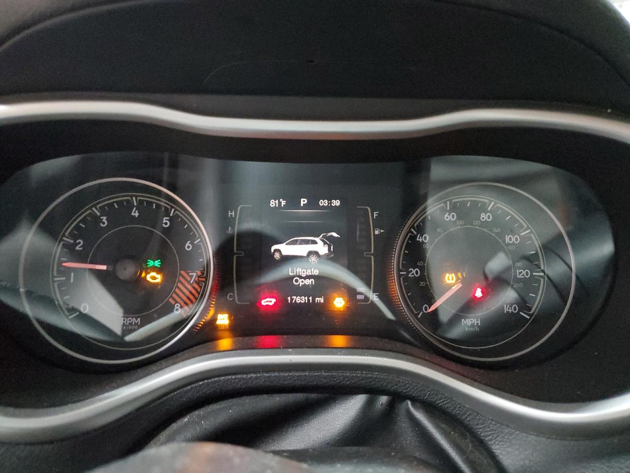 JEEP GRAND CHEROKEE LATITUDE