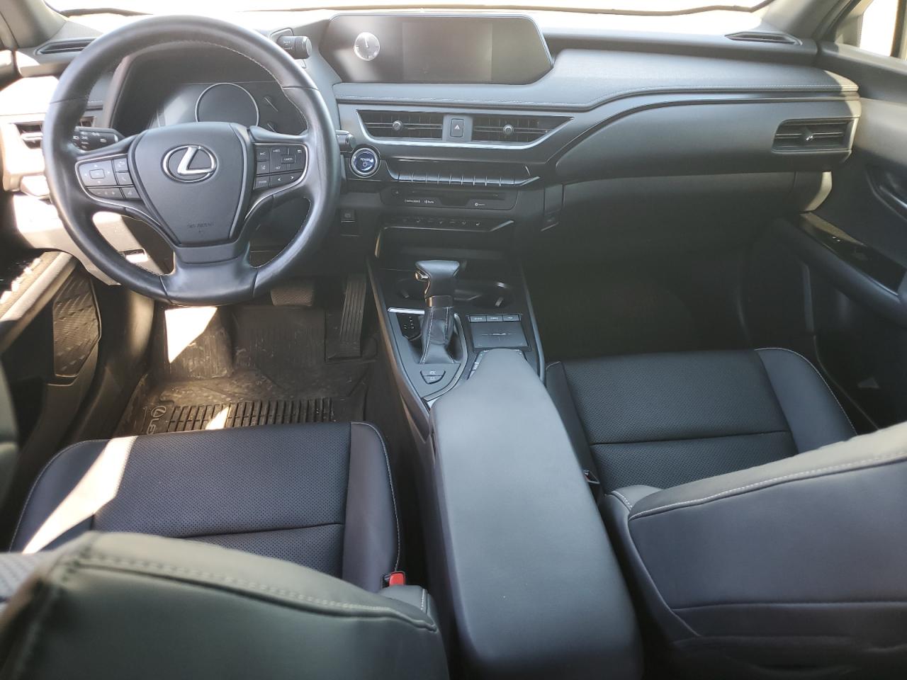 LEXUS UX 250H
