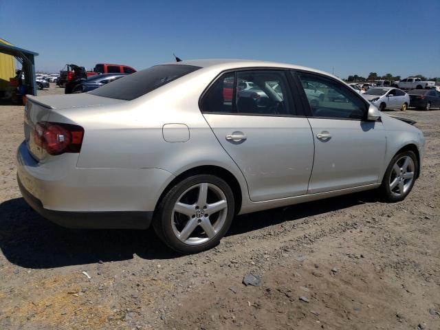 2010 VOLKSWAGEN JETTA LIMI - 3VWAZ7AJ5AM095631