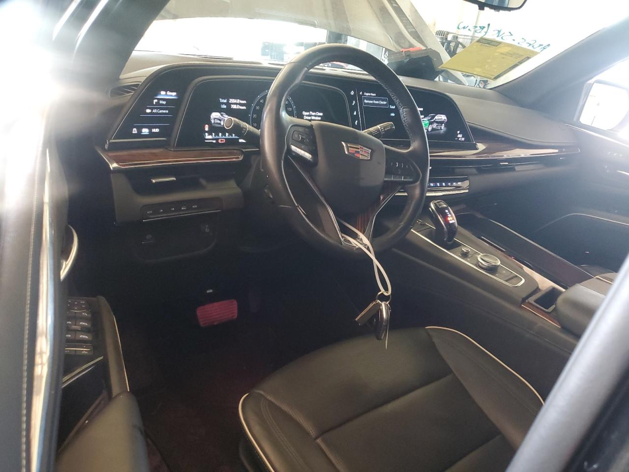 CADILLAC ESCALADE PREMIUM LUXURY