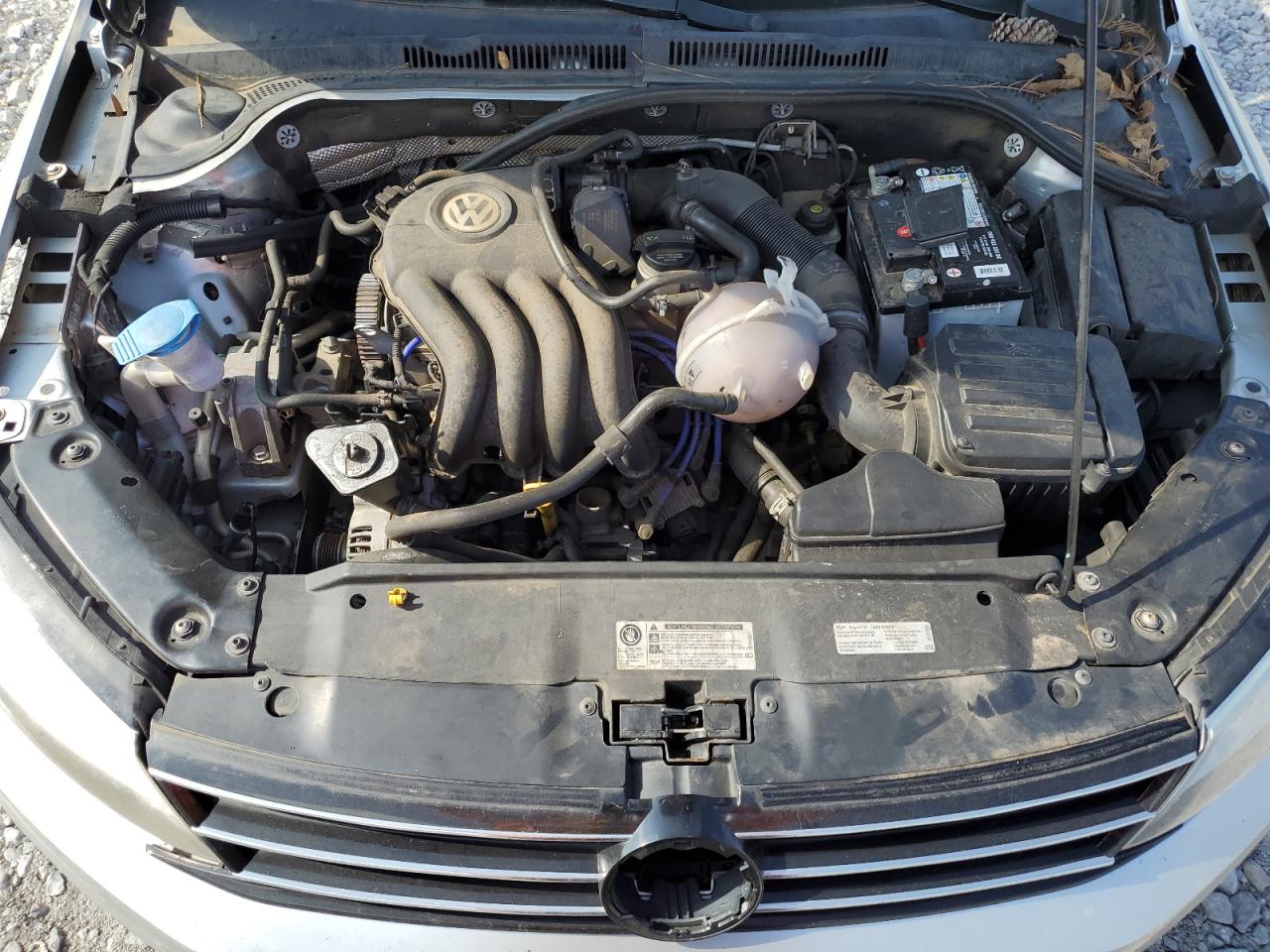 VOLKSWAGEN JETTA BASE