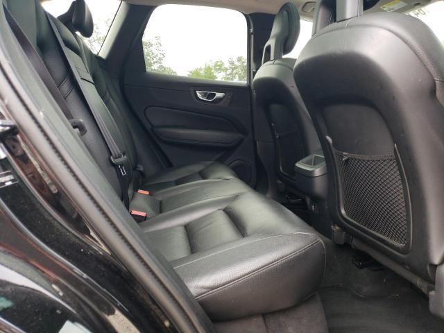 2018 VOLVO XC60 T5 LYV102RK0JB077542