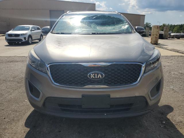 2016 KIA SORENTO LX 5XYPG4A55GG078581