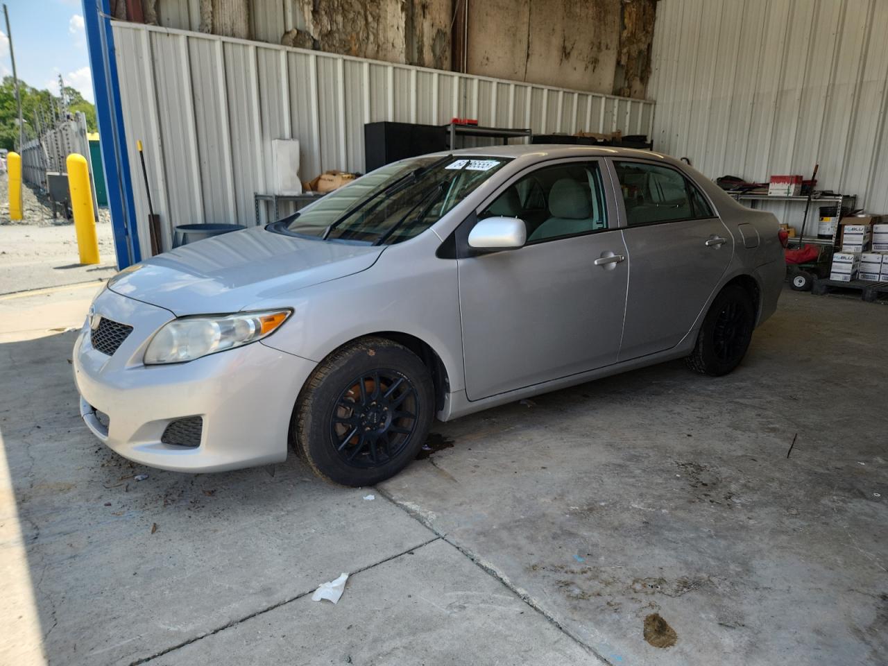 TOYOTA COROLLA BASE