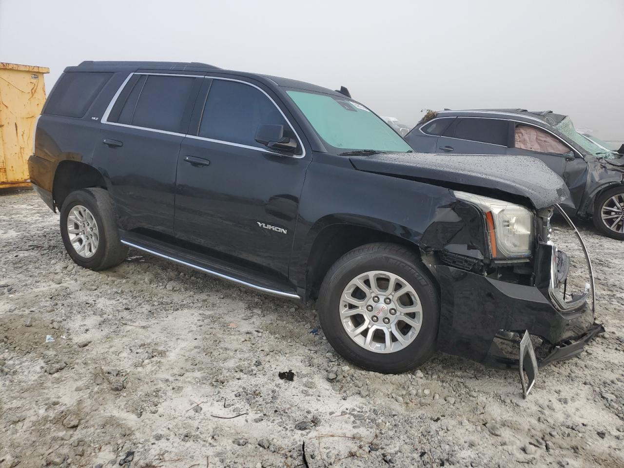 GMC YUKON SLT
