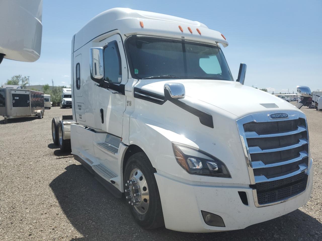 Lot #3214351233 2021 FREIGHTLINER CASCADIA 1