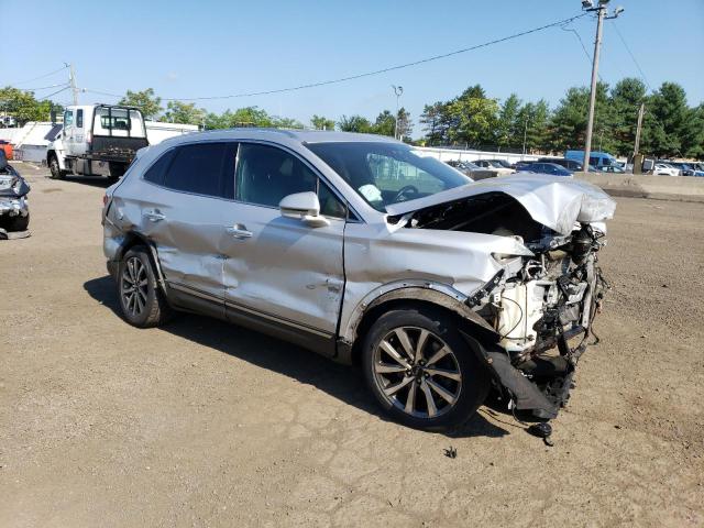 2019 LINCOLN MKC RESERV 5LMCJ3D90KUL03420