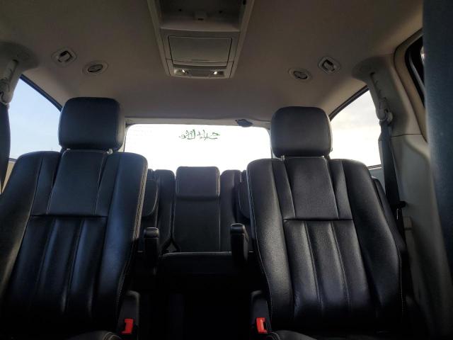2015 CHRYSLER TOWN & COU 2C4RC1BG9FR752132