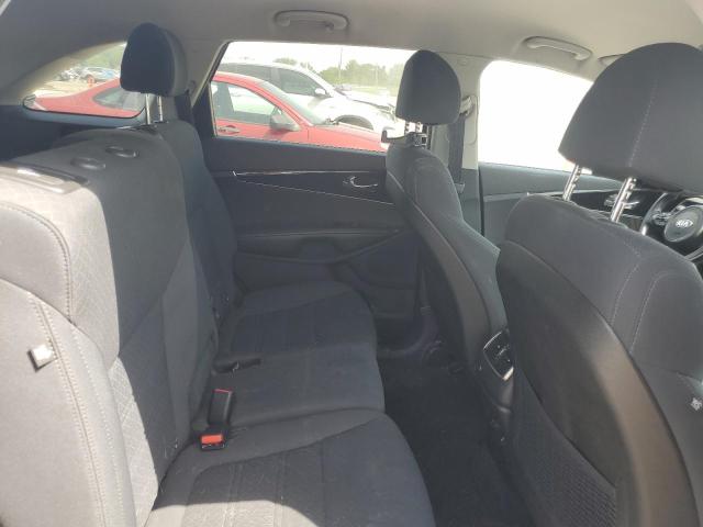 2018 KIA SORENTO LX - 5XYPGDA58JG365582