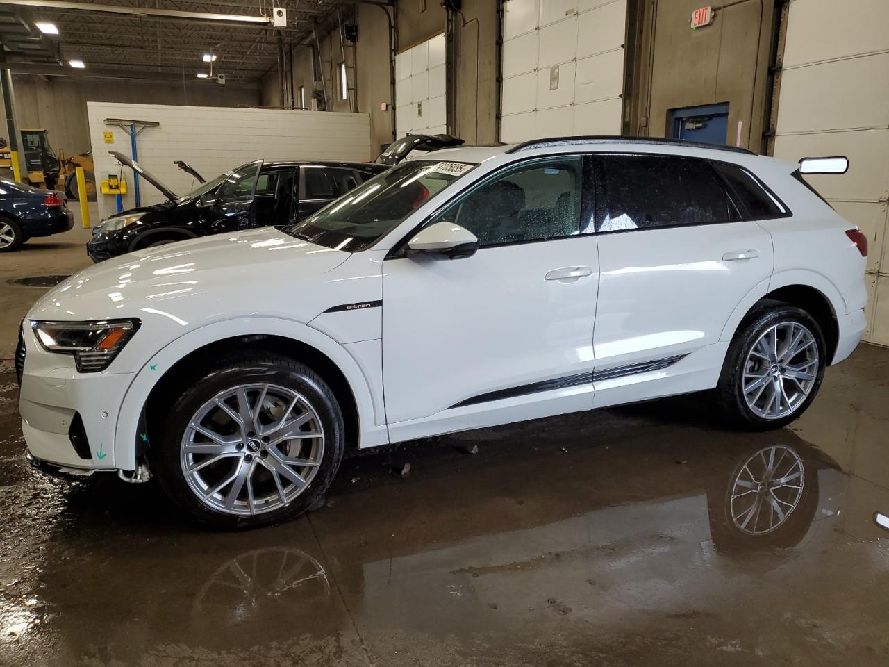 AUDI E-TRON PRESTIGE