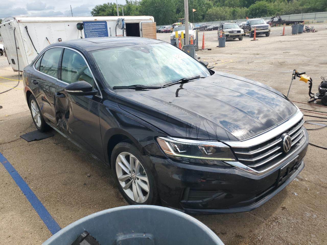 VOLKSWAGEN PASSAT SE