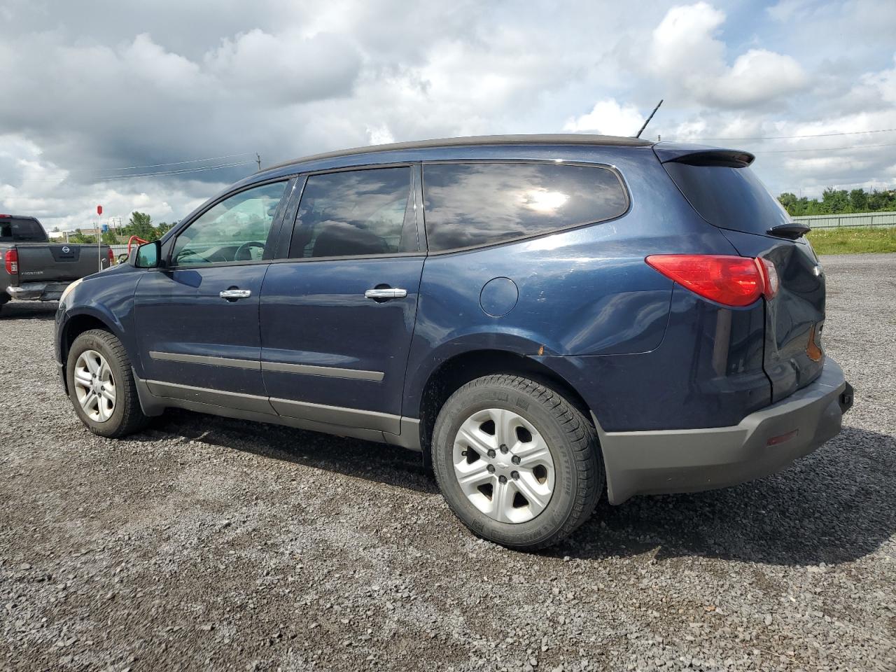 CHEVROLET TRAVERSE LS