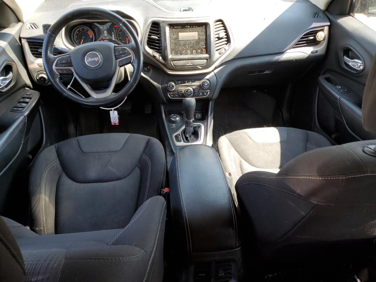 JEEP GRAND CHEROKEE LATITUDE