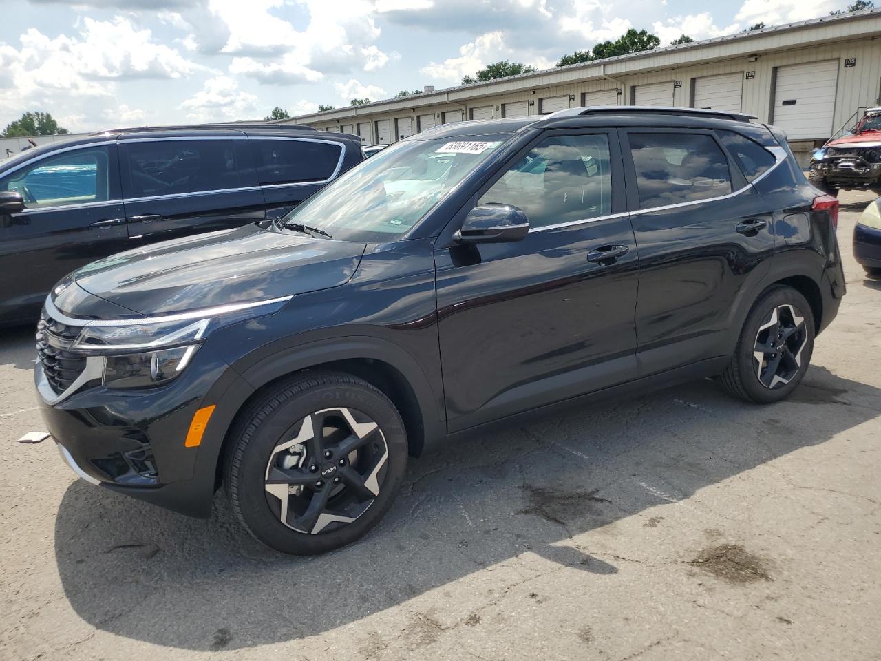 KIA SELTOS EX