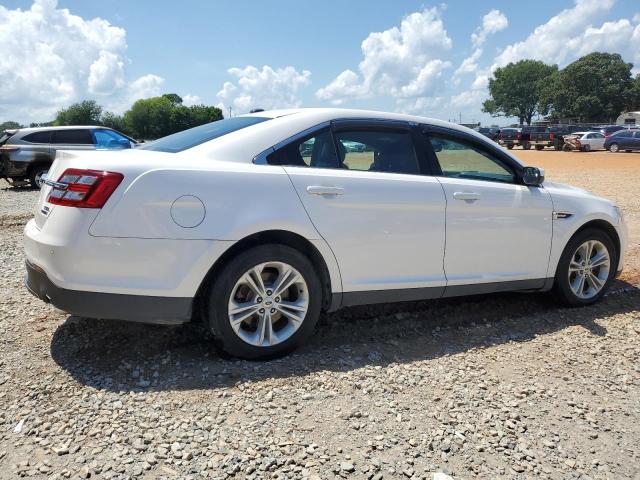 2018 FORD TAURUS SEL 1FAHP2E80JG132098