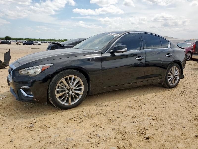 INFINITI Q50 LUXE