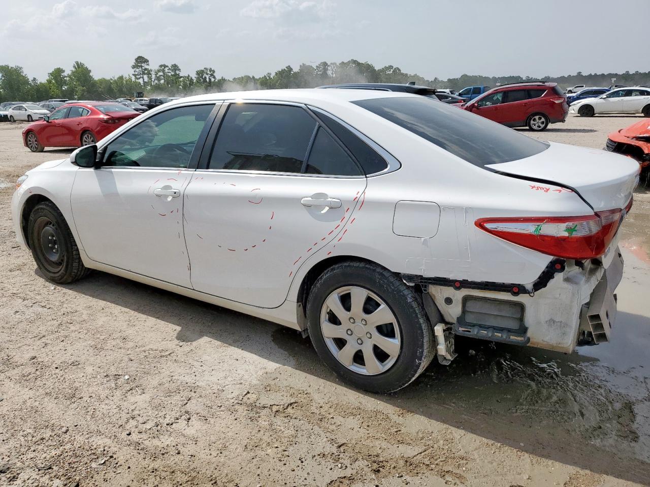 Toyota Camry le 2015